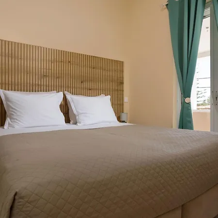 Ammos Comfort Apartments, 400m From Beach, By Zantewize Apartman *