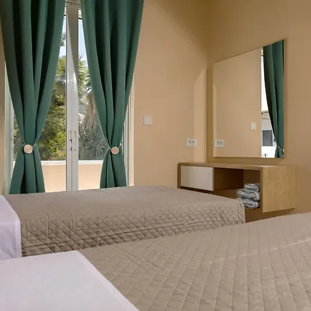 Apartman Ammos Comfort Apartments, 400m From Beach, By Zantewize