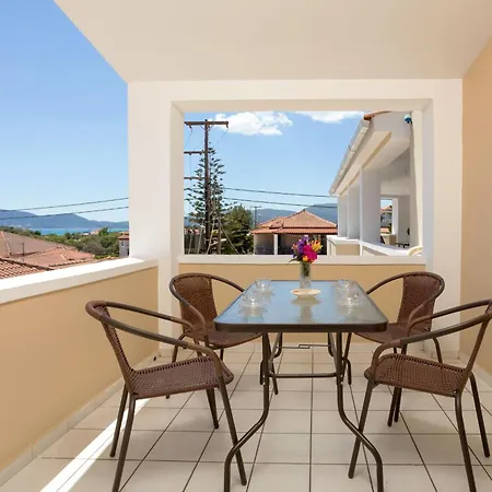 Ammos Comfort Apartments, 400m From Beach, By Zantewize Apartman *