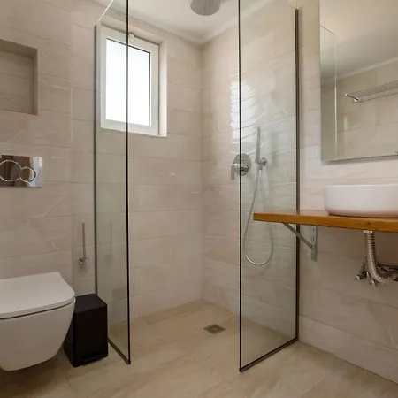 Ammos Comfort Apartments, 400m From Beach, By Zantewize *