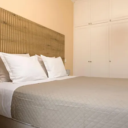 Ammos Comfort Apartments, 400m From Beach, By Zantewize *