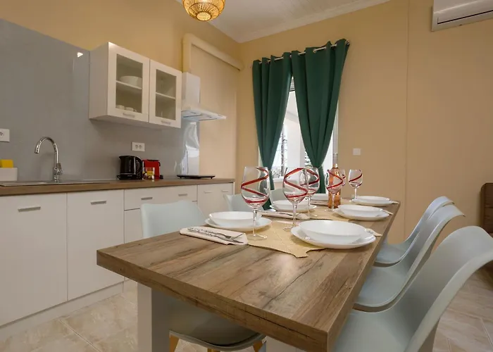 Ammos Comfort Apartments, 400m From Beach, By Zantewize Апартаменты Каламакион