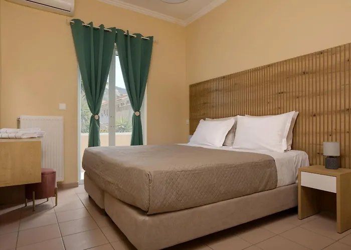 Ammos Comfort Apartments, 400m From Beach, By Zantewize